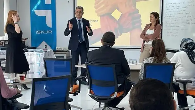 İŞKUR ilk altı ayda740 bin kişiyi işle buluşturdu