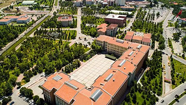 Erciyes Üniversitesi öğretim görevlisi alacak