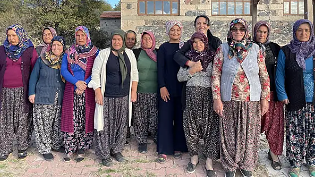 Köylü kadınların el emeği Özlem muhtar ile ihracata dönüştü