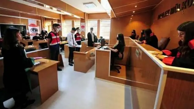 Lise öğrencilerine uygulamalı eğitim