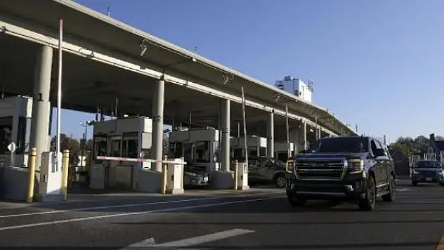 ABD, Meksika ve Kanada sınırlarını 'tam aşılılara' açtı