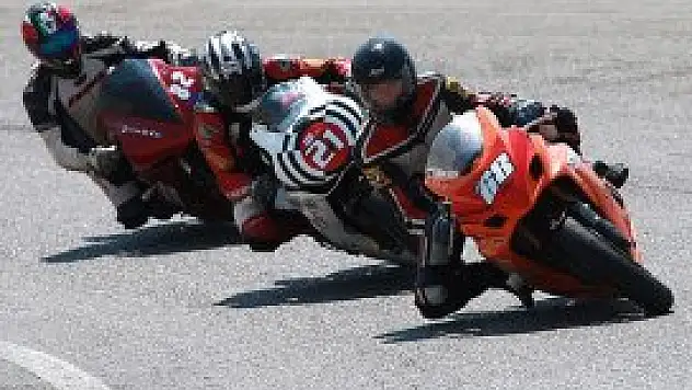 Pist şampiyonası heyecanı başlıyor