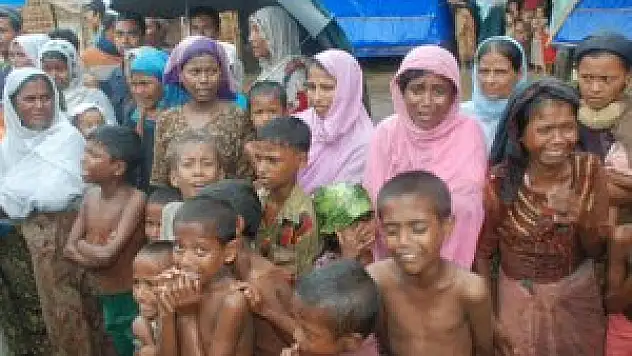 Arakanlılar yardım bekliyor