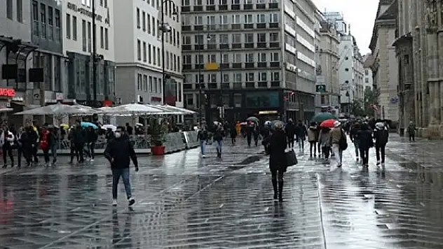 Bugün başlıyor: Avusturya'da aşı yaptırmayanlara sokağa çıkma kısıtlaması uygulanacak