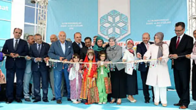 Altın Dokunuşlar İlmek İlmek Konya Sergisi açıldı