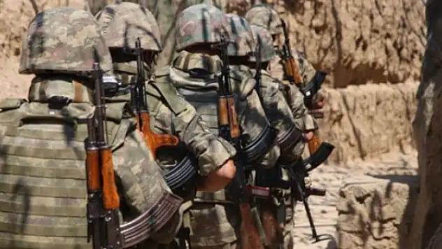 Azerbaycan Ermenistan hattında savaş sesleri! 7 asker şehit oldu