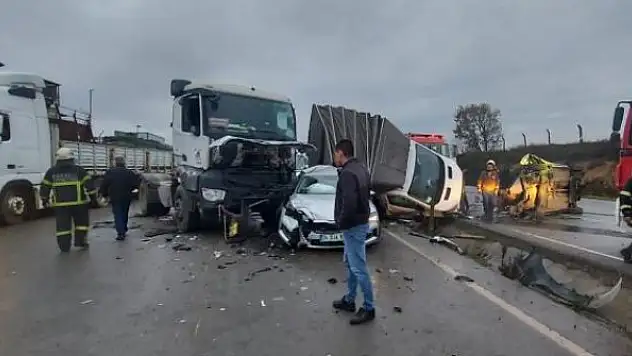 Kocaeli'de zincirleme kaza