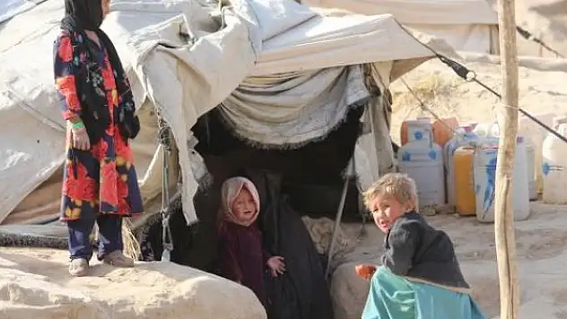 BM: Afganistan'da 14 milyon çocuğun yeterli gıdaya erişimi bulunmuyor