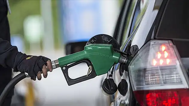 Benzin, motorin ve LPG'ye zam