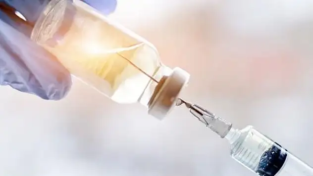 Aşı üreticileri Omicron varyantına karşı harekete geçti