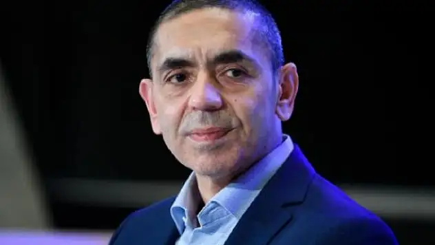 Uğur Şahin: Omicron daha fazla enfeksiyona sebep olabilir