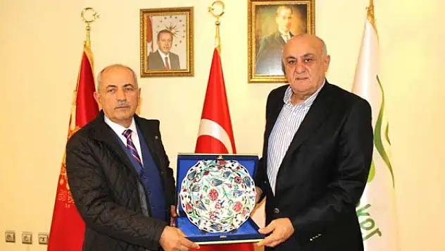 İçeri Çumralılar'dan  Erkoyuncu'ya ziyaret