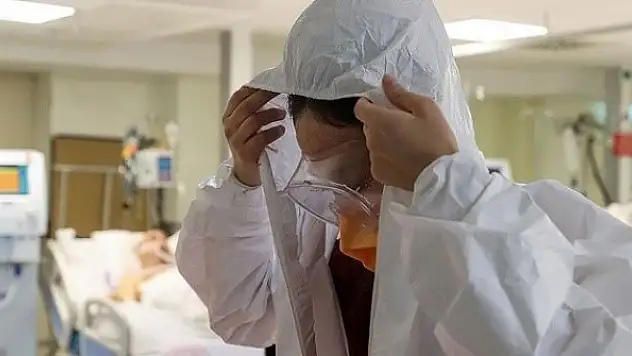 Bilim Kurulu Üyesi Şener: Koronavirüs mevsimsel bir hastalığa dönüşebilir