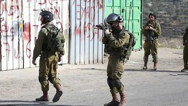 İsrail askerleri Batı Şeria'da bir Filistinliyi öldürdü