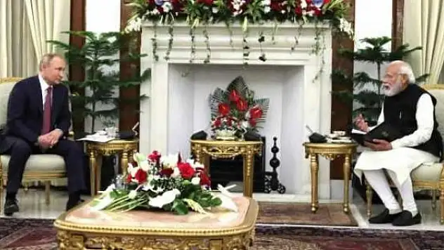 Rusya ve Hindistan arasında 28 maddelik işbirliği anlaşması