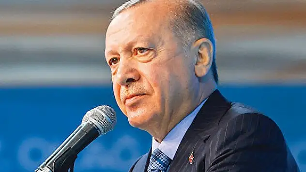 Cumhurbaşkanı Erdoğan'dan sosyal medya mesajı: Demokrasi için tehdit