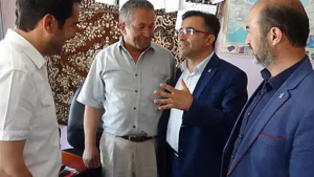 Ak Partili Ünal Çumra'da vatandaşlardan destek istedi