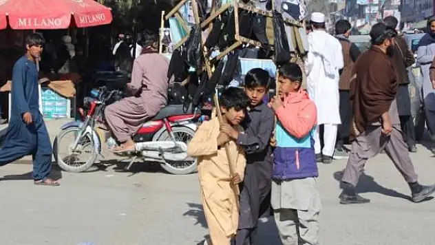 Türkmenistan, Afganistan'a insani yardım gönderdi