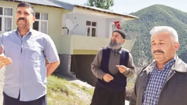 Cami düşmanı HDP'lilere dayak