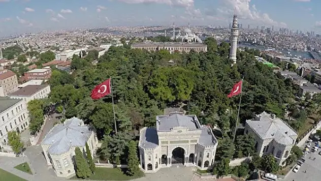 İstanbul Üniversitesi öğretim görevlisi ve araştırma görevlisi alıyor