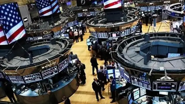 New York borsası yatay seyirle açıldı