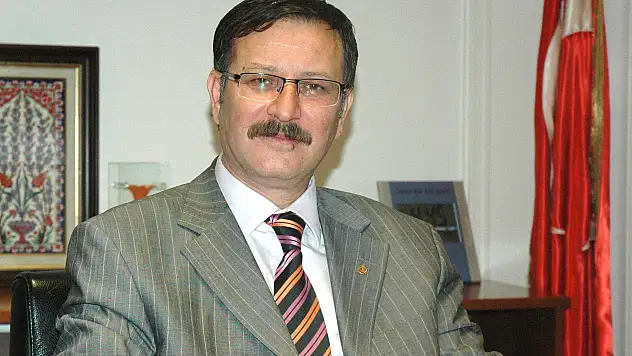 İş adamı Korkmaz'dan çalışanlarına miting izni