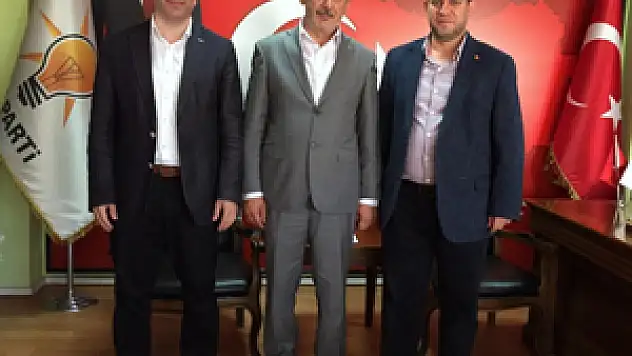 Meram Belediyesi Meclis Üyesi Dinçer Ak Parti'ye katıldı