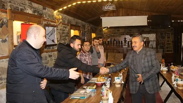 Seydişehir'de asker adayları için yemek düzenlendi