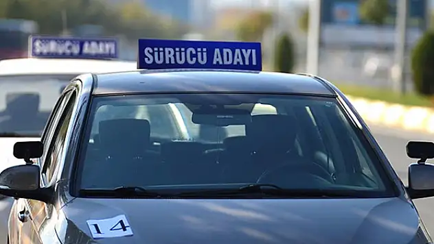 Ehliyette direksiyon sınav süresinin uzatılması planlanıyor