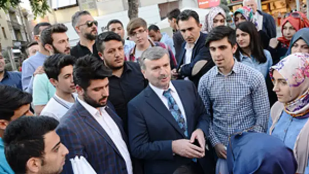 Akyürek'ten Ak Meram Gençlik'e ziyaret