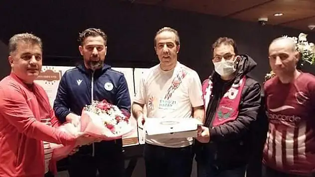 Konyaspor teknik direktörü İlhan Palut'a Hatay'da sevgi seli!