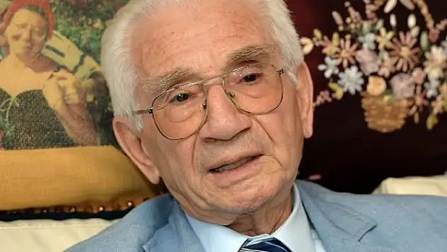 Devlet sanatçısı Prof. Dr. Alaeddin Yavaşca vefat etti