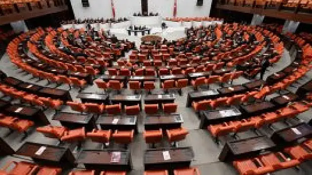 3 bakanlığın bütçesi kabul edildi