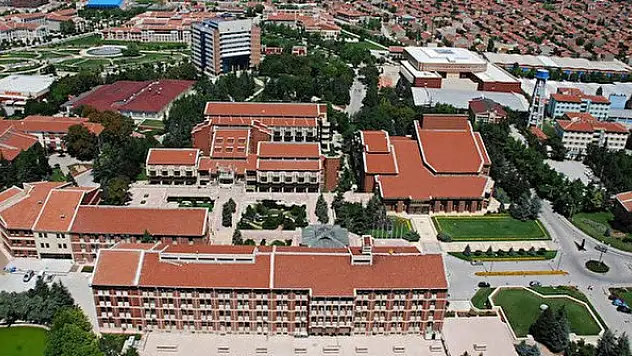 Anadolu Üniversitesi öğretim üyesi alıyor