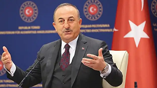 Mevlüt Çavuşoğlu'nun Covid-19 testi pozitif çıktı