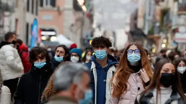 DSÖ'de 'Omicron' endişesi: Tsunami etkisi oluşturabilir