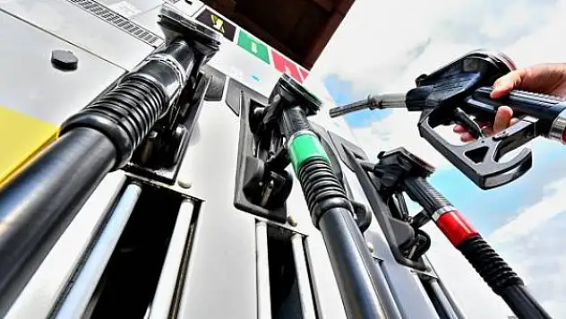 Akaryakıta yeni zam!