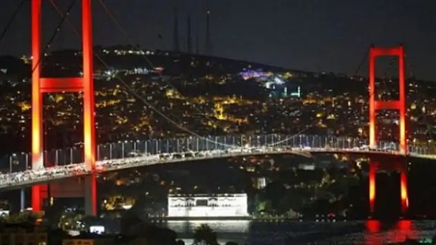 İstanbul'da köprüler ve Avrasya Tüneli'nin yeni geçiş ücretleri belli oldu