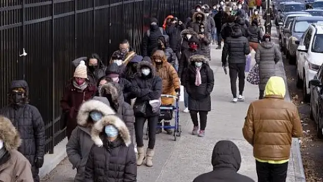 ABD'de can kaybı 830 bini aştı