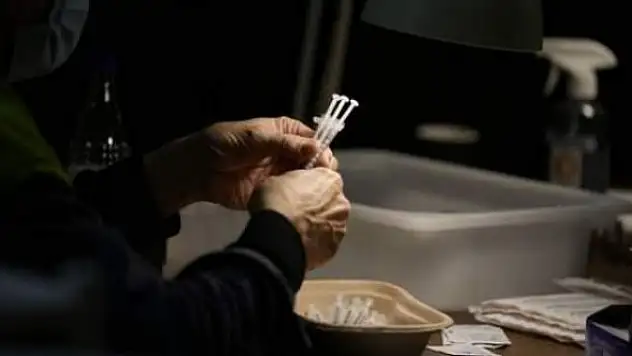 Koronavirüs aşısı için 13 saat yol gitti!