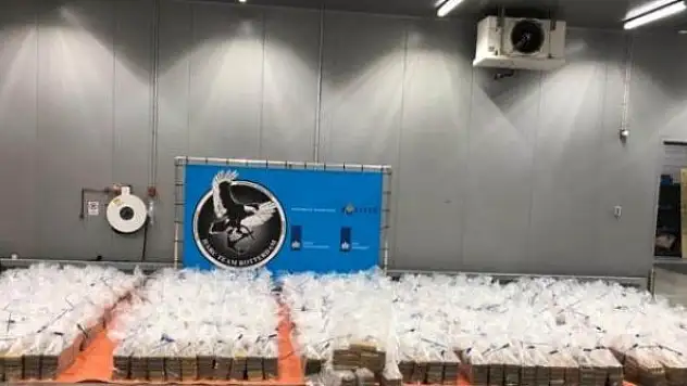 Hollanda'da 4 ton 180 kilogram kokain ele geçirildi