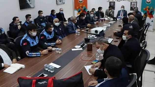 Tüketiciler için fahiş fiyat toplantısı yapıldı