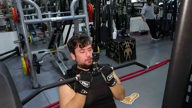 156 kiloluk doktor adayı, hastalara daha iyi hizmet vermek için 8 ayda 50 kilo verdi