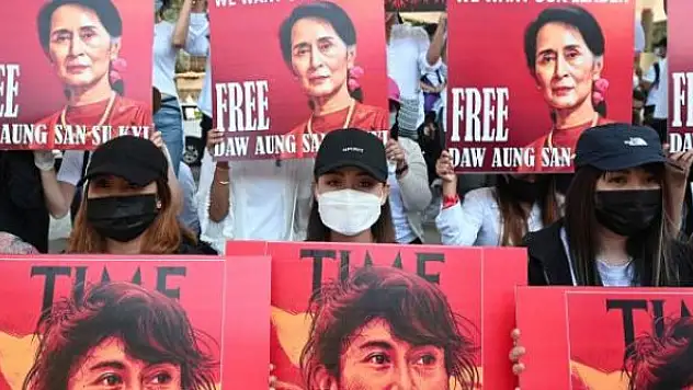Myanmar'da devrik lider Suu Çii 4 yıl hapse mahkum edildi