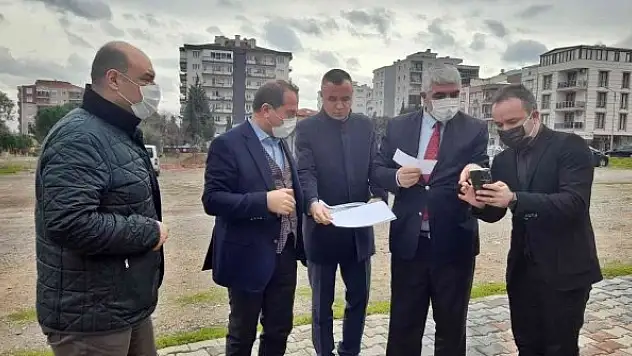AK Partili Kırkpınar, Kemalpaşa'da yatırımları inceledi