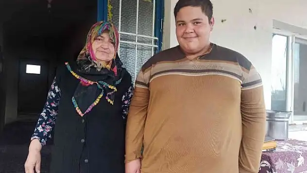 17 yaşında 180 kilo