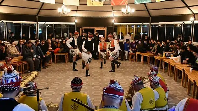 Balıkesir'de moral akşamları devam ediyor