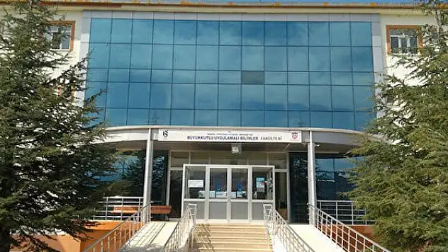Isparta Uygulamalı Bilimler Üniversitesi sözleşmeli personel alacak
