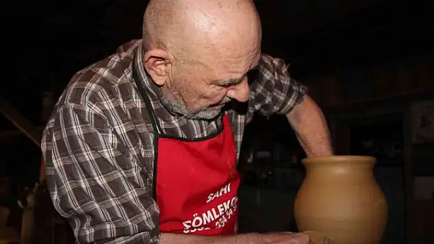 Cumhurbaşkanının elinden 'Yaşayan İnsan Hazineleri' ödülünü alan Salim Usta o anları anlattı