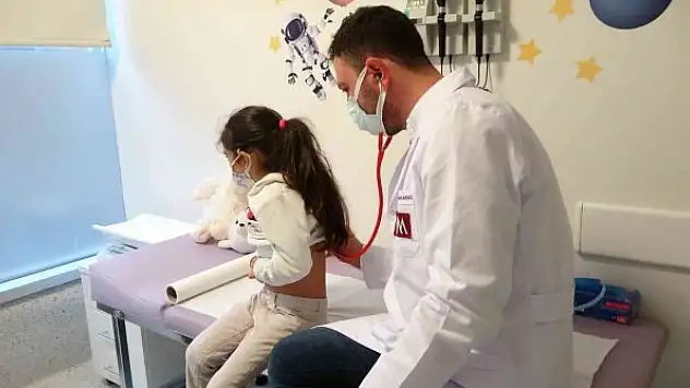 Doktor, ebeveynleri uyardı: 'Her influenza domuz gribi değil'